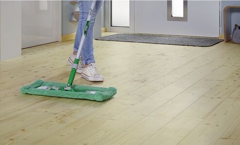 Use Osmo Cleaning Kit for Floors to maintain flooring
