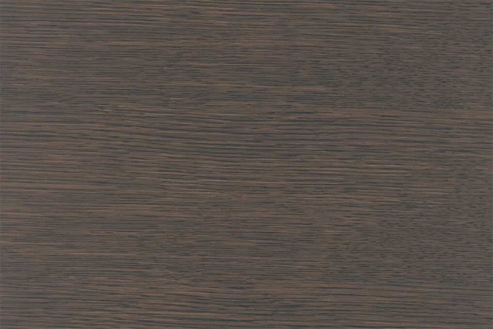 Mezclas de color 2K Wood Oil – 6111 blanco + 6190 negro. ​​​​​​​Proporción de mezcla 1:1