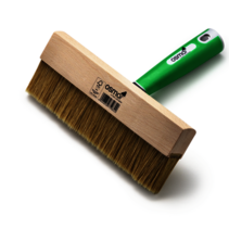 Brosse pour le sol avec manche